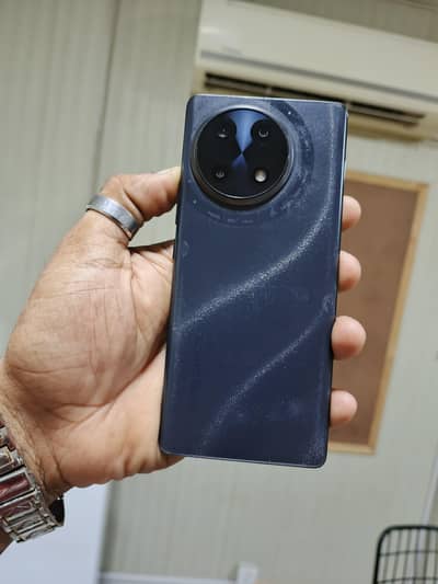 Tecno CAMON 30S