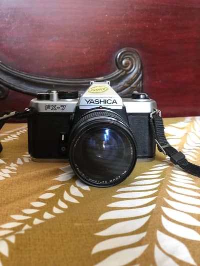 Vintage: Yashica FX-7 Film Camera with Lens