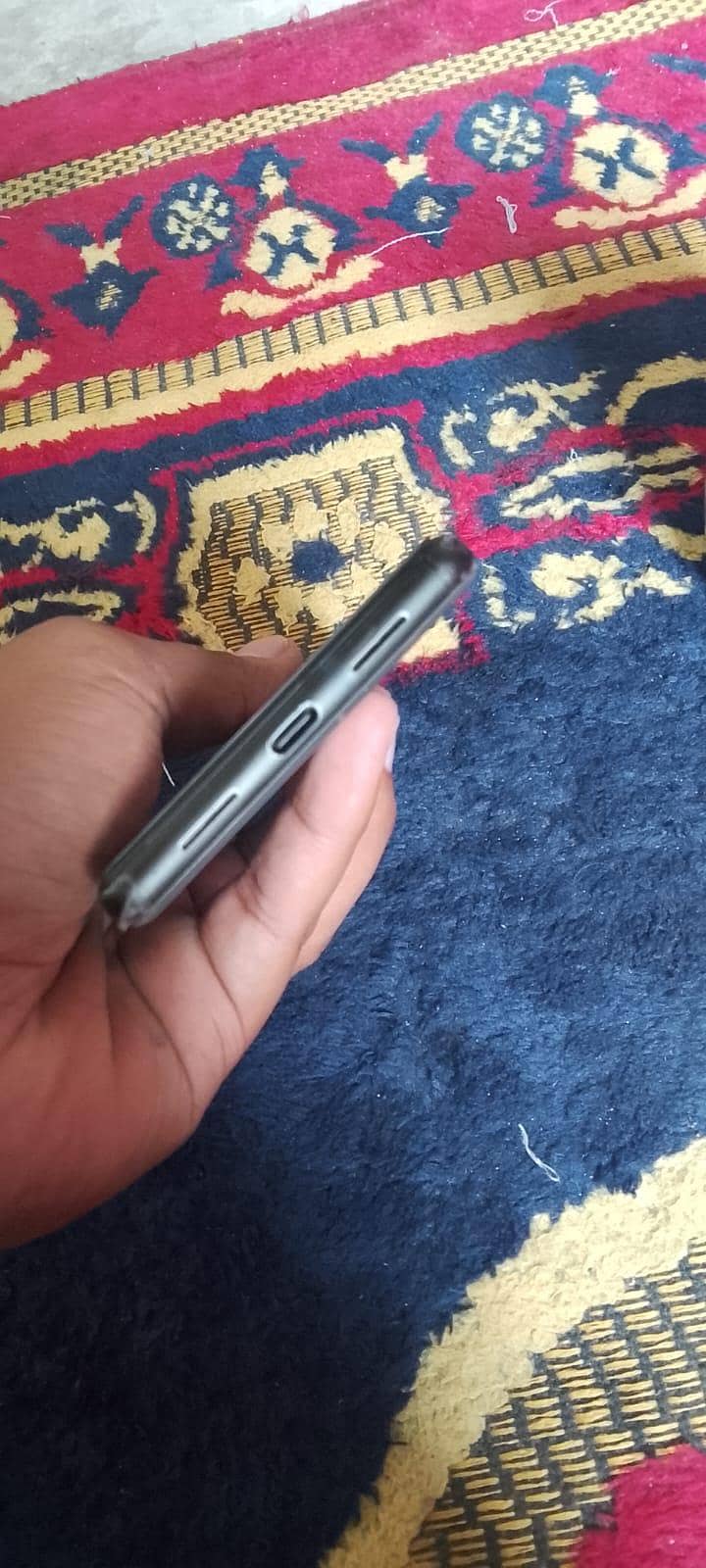Google Pixel 6 3