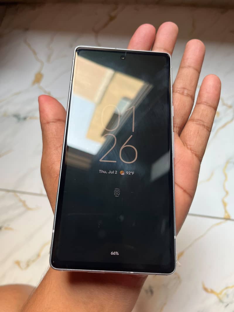 Google Pixel 7a 1