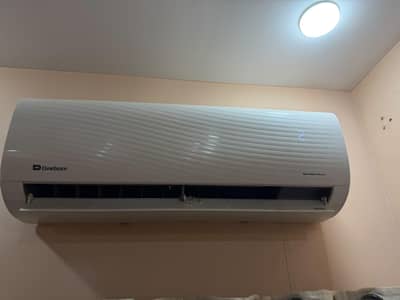 Dawlance 1 Ton Inverter Ac for Sale in Good Condition
