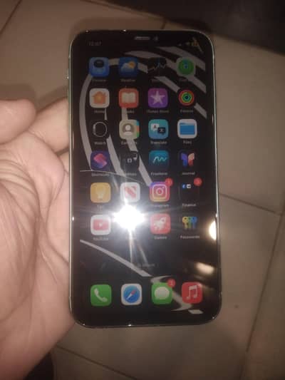 Apple iPhone 11