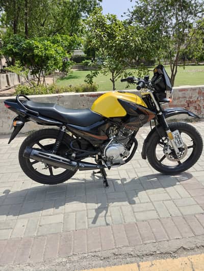 YAMAHA YBR 125G (2025 Model)