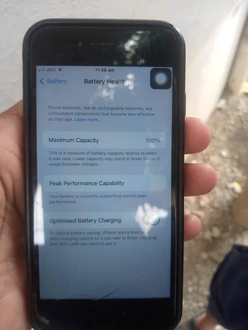 Apple iPhone 7 3