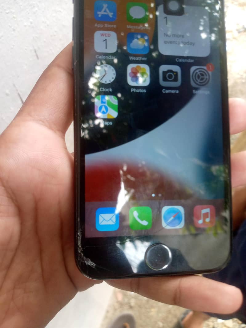 Apple iPhone 7 7
