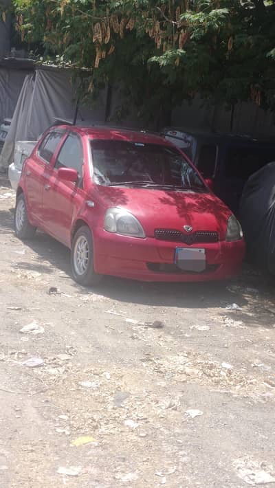 Toyota Vitz 2000