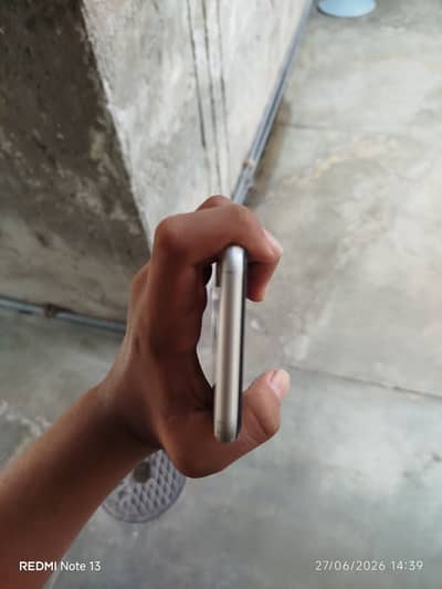 Apple iPhone XR