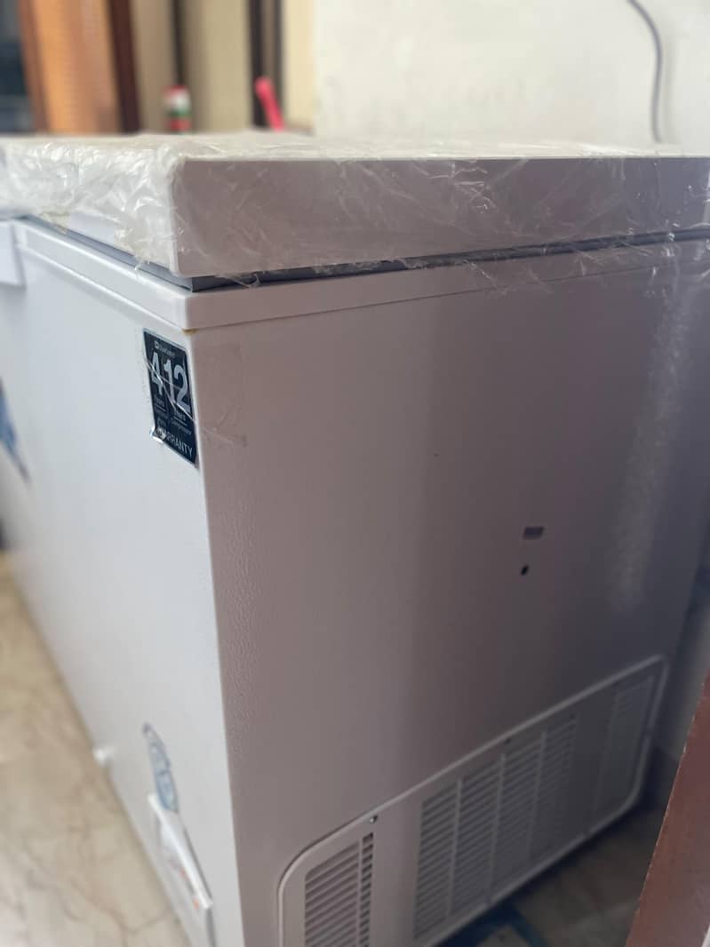 Dawlance Deep Freezer 1