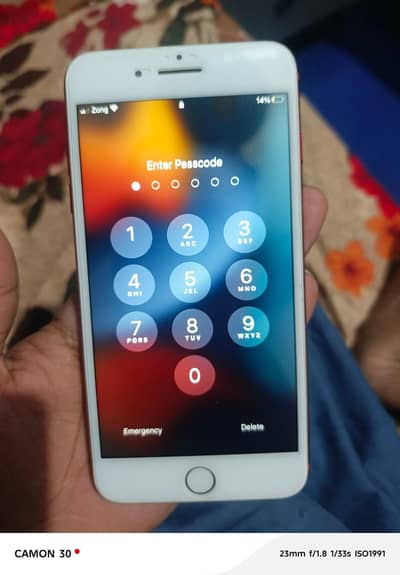 i Phone 7 Plus ( Pta Approved )