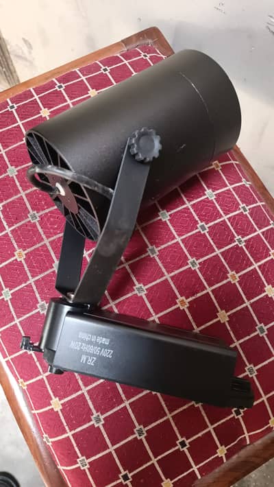 20 W led Track lights (from saudia neom city)