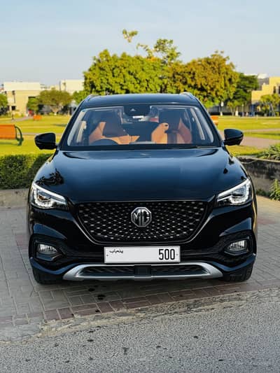 MG HS 2023
