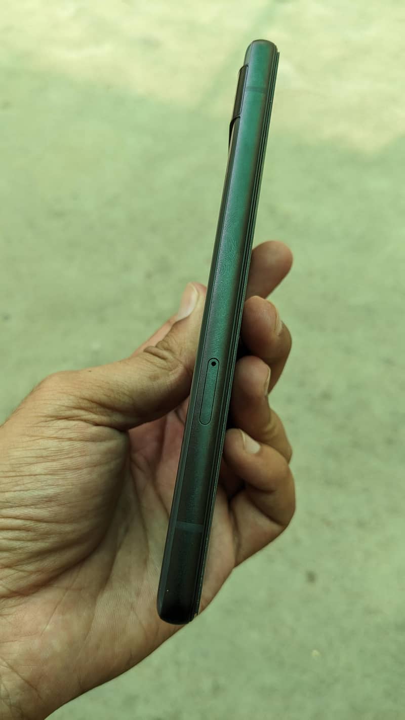 Google Pixel 6a 3