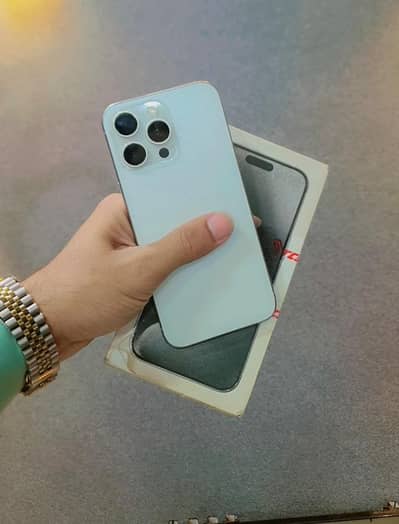 iPhone 15 Pro Max