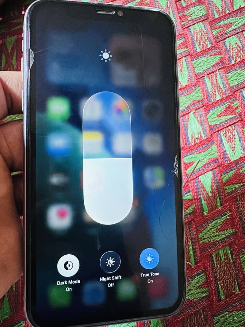 Apple iPhone 11 3