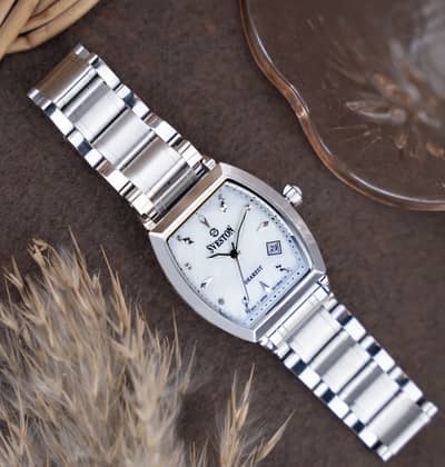 Sveston women’s watch (Dearest)