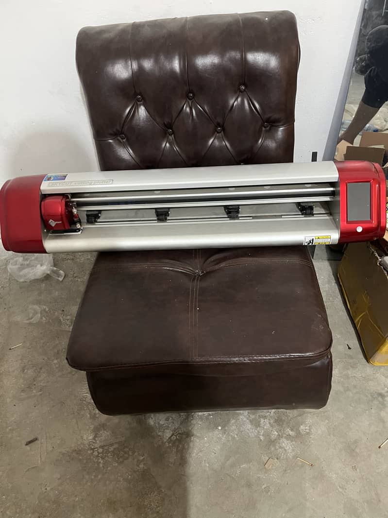 Skycut cutting plotter 1