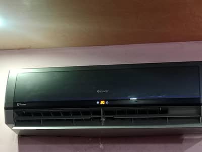 Gree 1.5 Ton Inverter Split AC – Excellent Condition
