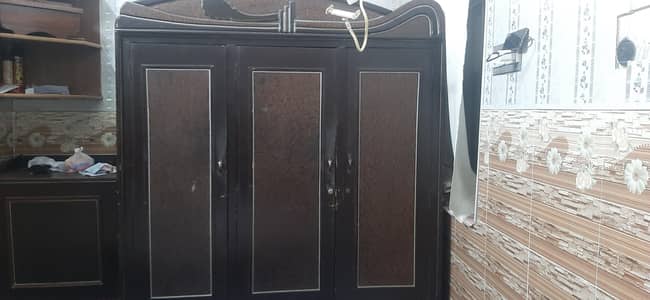 sutting wardrobes