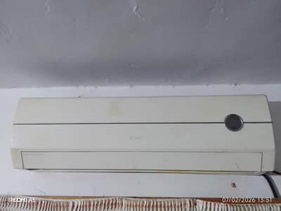 gree 1.5 Ton ac