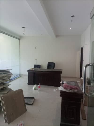 4 Marla First Floor With 2 Glass Caban On Very Good Location For Rent