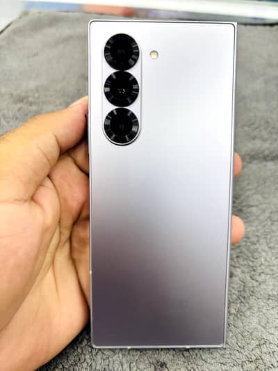 Samsung Mobile Z Fold 6