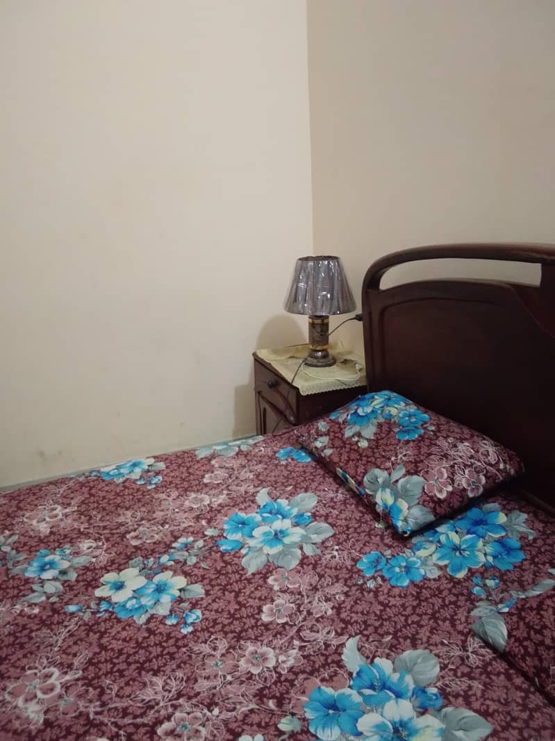 bed or side table 2