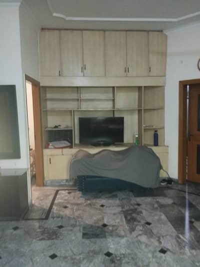 10 marla upper portion is available for rent in wapda town phase 1