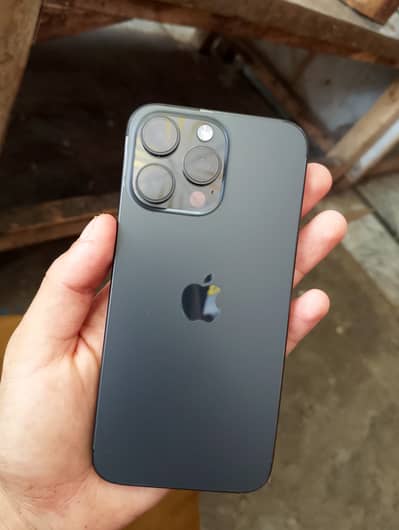 Apple iPhone 15 Pro Max jv Canadian model with box
