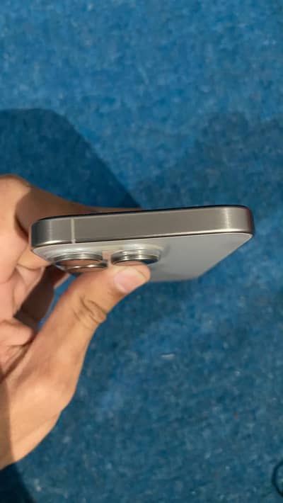Apple iPhone 15 Pro jv