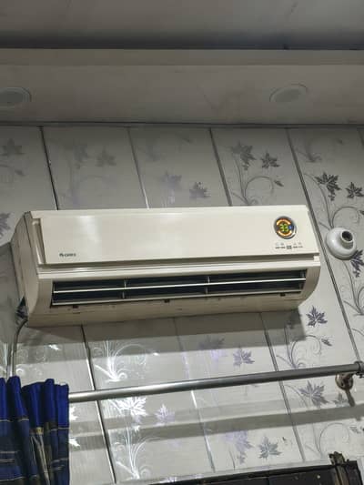 Gree 1 ton ac non inverter for sale