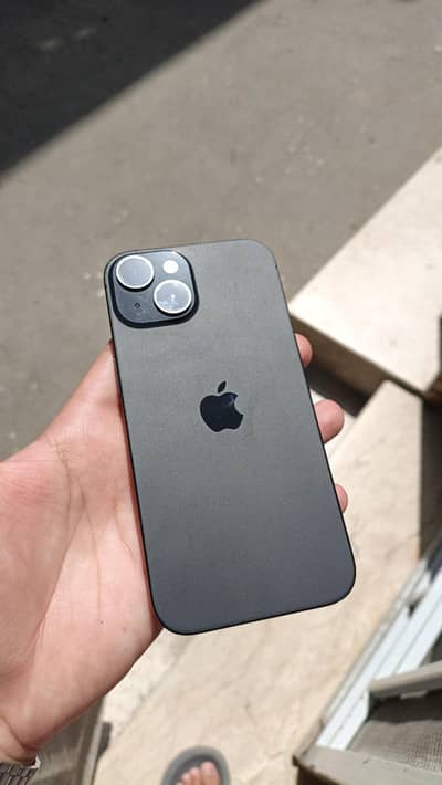 Apple iPhone 15