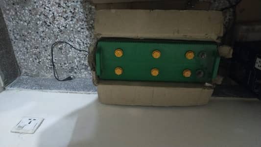 PHOENIX LEAD ACID BATTERY 12V / 180A