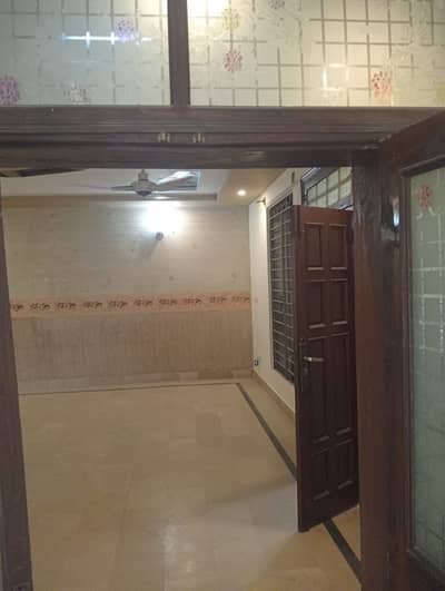14marla 3beds DD TV lounge kitchen attached baths neat clean ground portion for rent in G 13 3 islamabad
