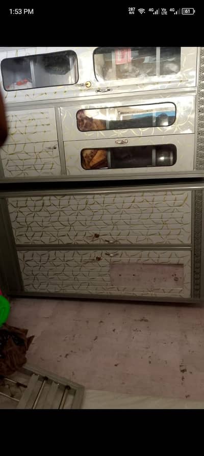 Furniture In Good Condition