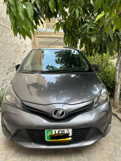 Toyota Vitz F 1.0 2016