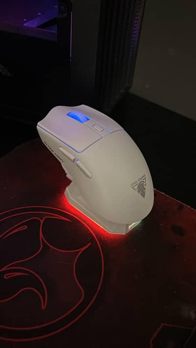 WD139 wireless gaming mouse