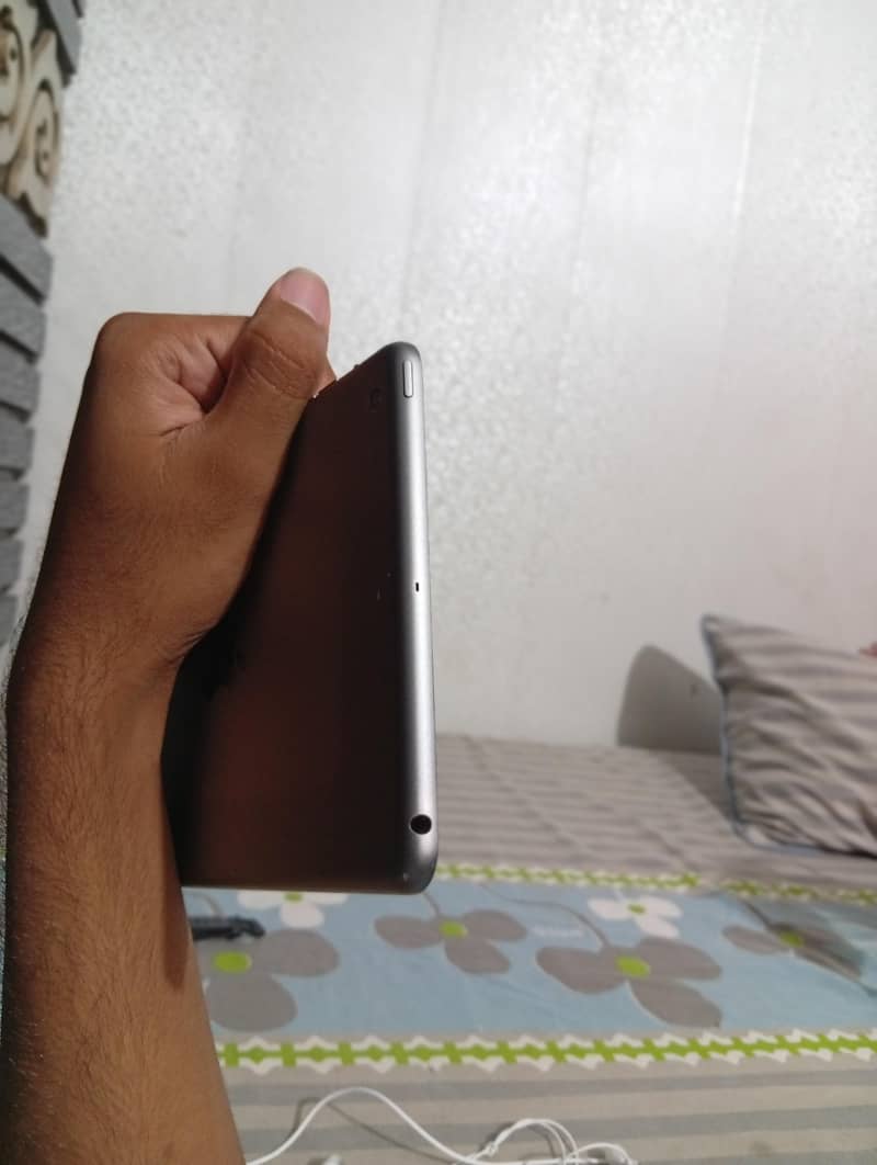 IPAD MINI 2 4