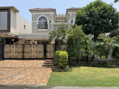LIKE A BRAND NEW 1 KANAL HOUSE FOR RENT (AC INSTALL)