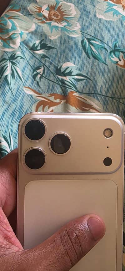 Apple iPhone 17 Pro Max exchange with iphone