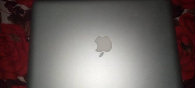 Apple MacBook Pro 2011 Model