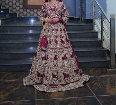 Heavy bridal lehnga with double cancan