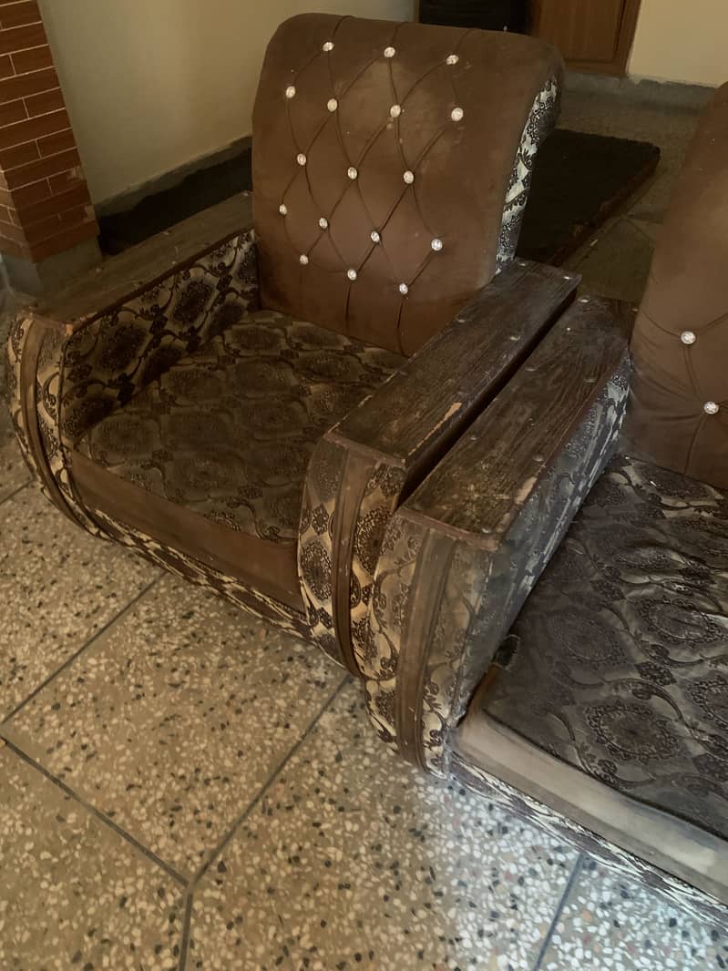 Sofa set 0