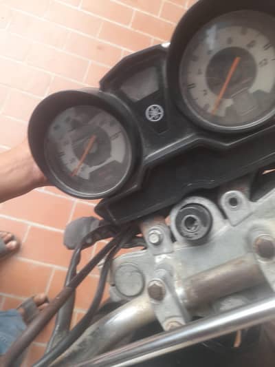 im selling yamaha 125z