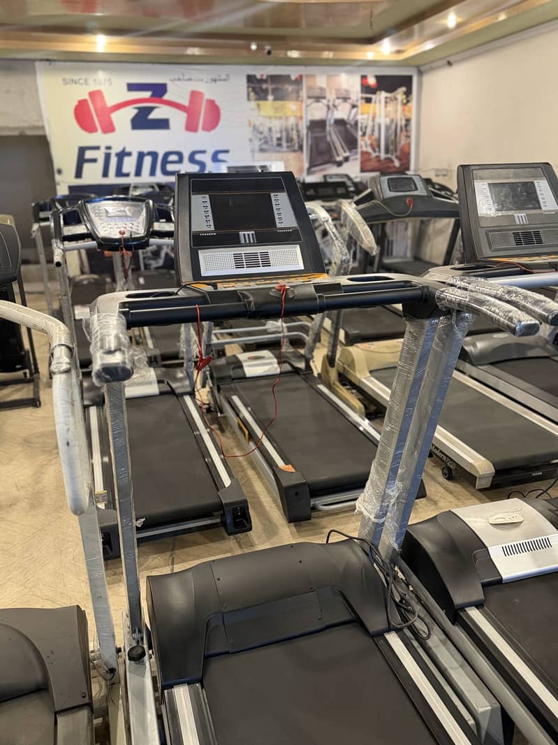 Treadmill / Running machine / Jogging machine / Electric machine 18