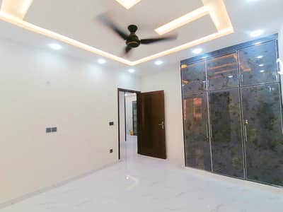Upper portion for Rent