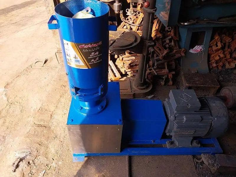 feed pellets making machine 11