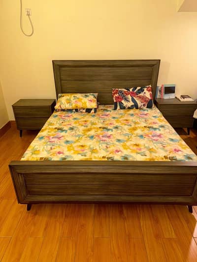 King Size Bed Set with 2 Side Tables & Molty Foam Mattress⁠ for SALE