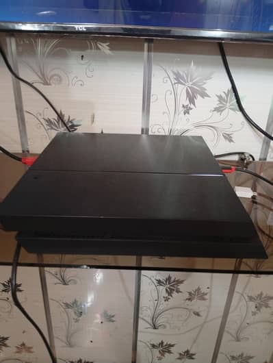 ps4 1tb jailbreak full storage  2 controller Ka sath