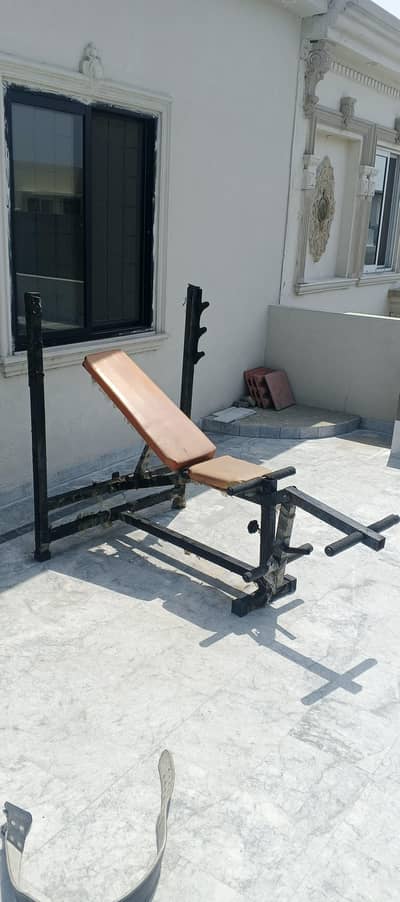 Adjustable bench dumbell roads and 36 kg plates