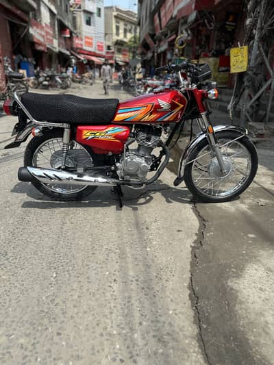 Honda 125.